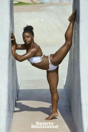 Simone Biles / Simone_Biles / simonebiles / slaymate nude photo #0013