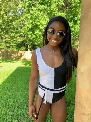 Simone Biles / Simone_Biles / simonebiles / slaymate фото голая #0073