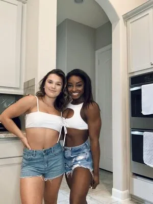 Simone Biles / Simone_Biles / simonebiles / slaymate фото голая #0097