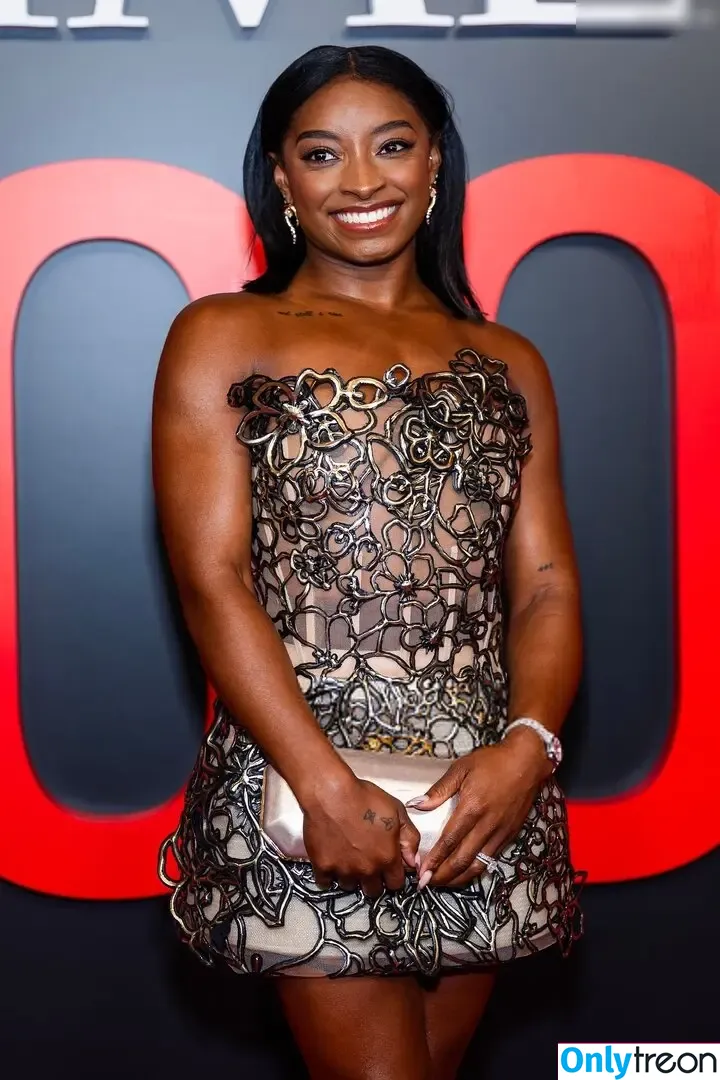 Simone Biles nude photo #0368 (Simone_Biles / simonebiles / slaymate)