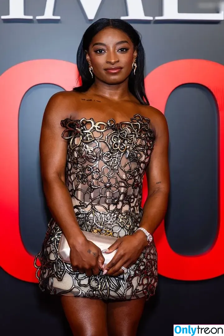 Simone Biles nude photo #0369 (Simone_Biles / simonebiles / slaymate)