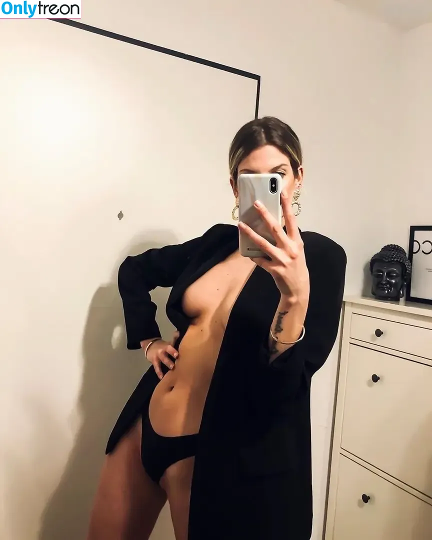 Simone Sevignani голая photo #0003 (simonesevignani)