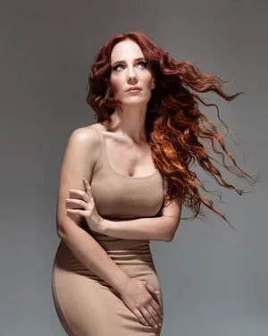 Simone Simons / simonesimons nude photo #0008