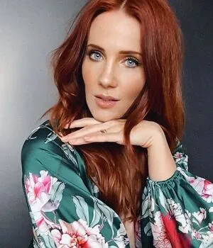 Simone Simons / simonesimons nude photo #0009