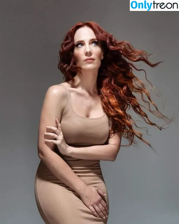 Simone Simons nude photo #0008 (simonesimons)