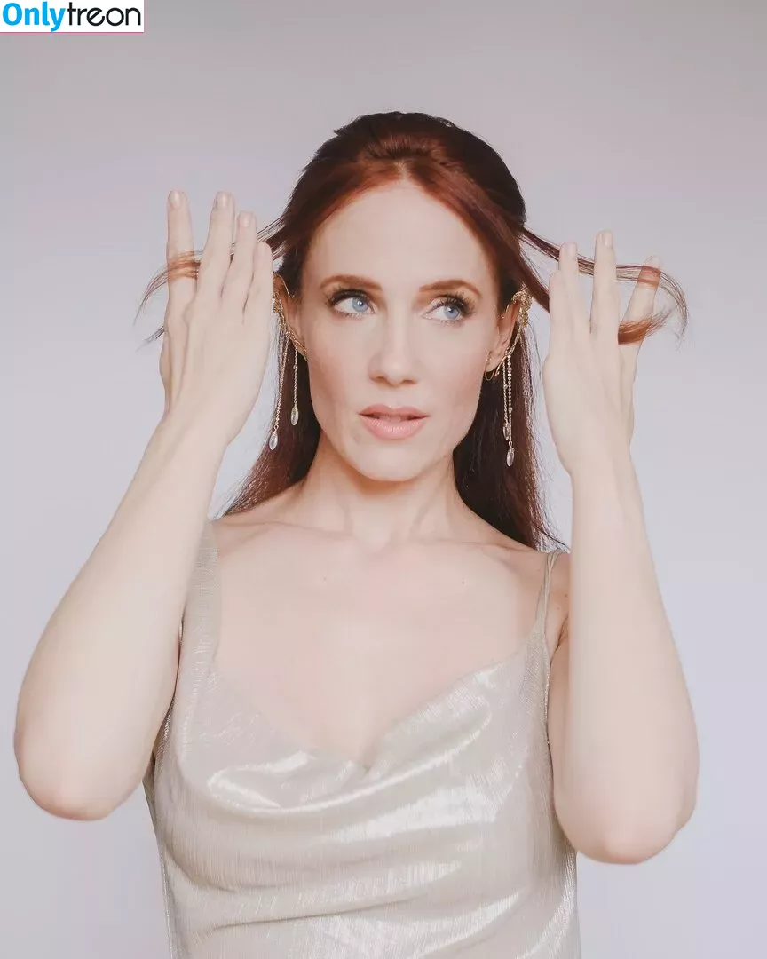 Simone Simons nude photo #0028 (simonesimons)