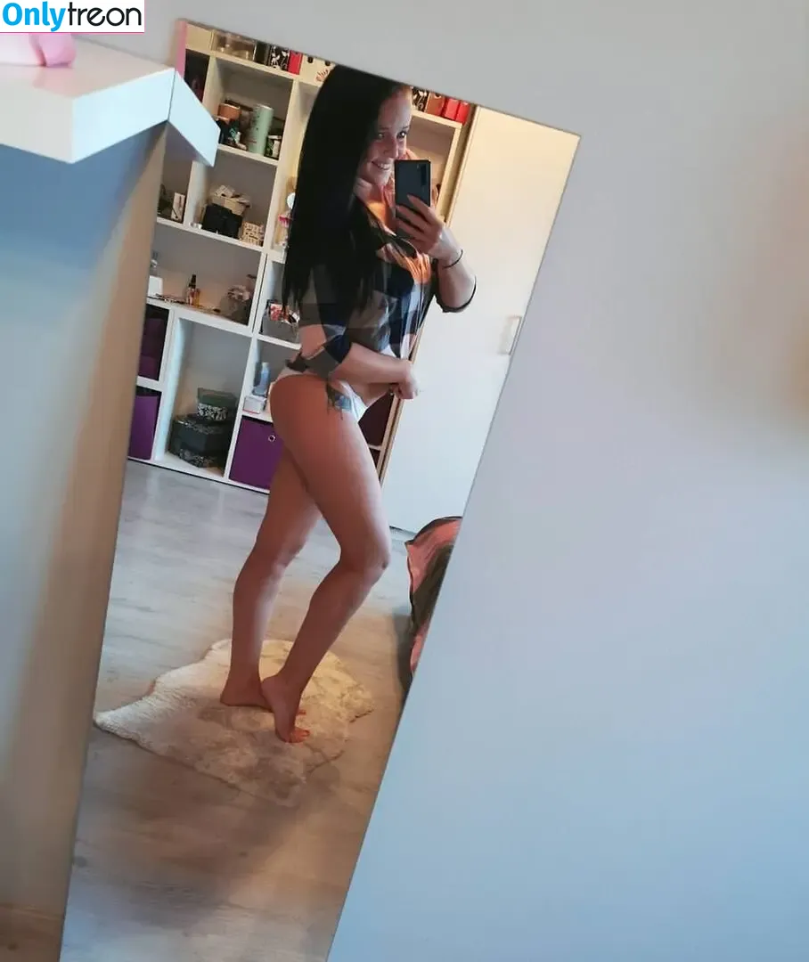 Sindypriincess nude photo #0018 (Sindypriincess)