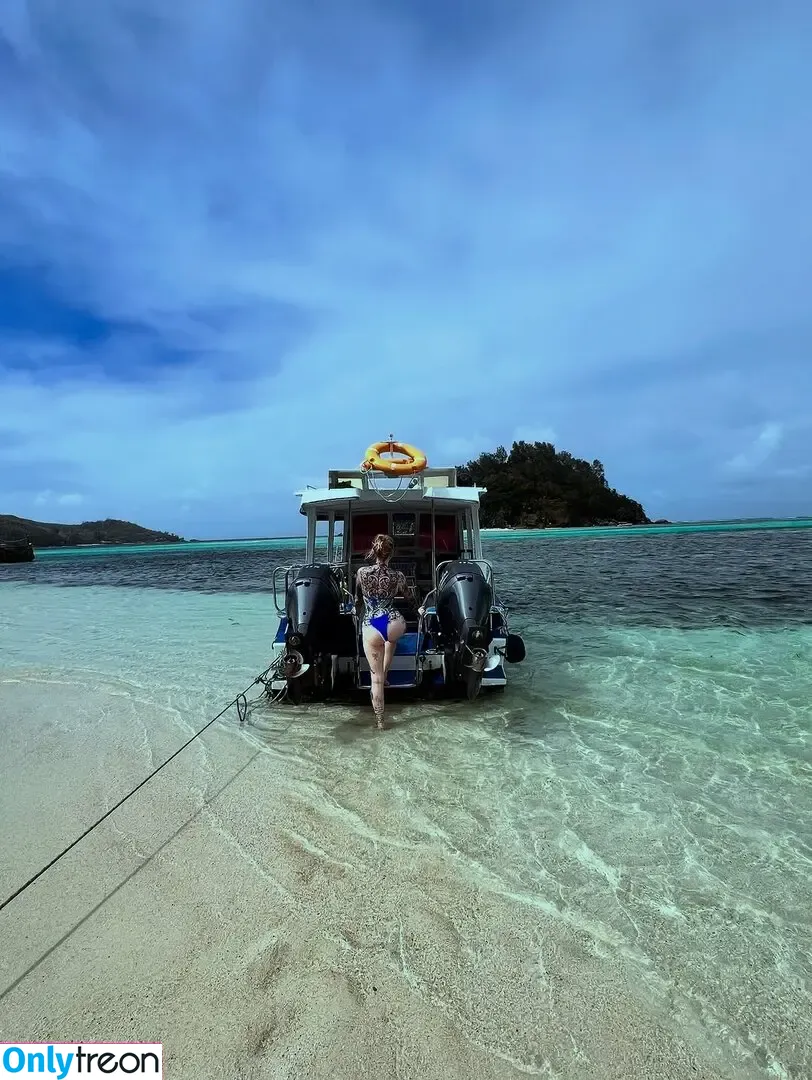 Sinead Bales голая photo #0051 (sineadbales)