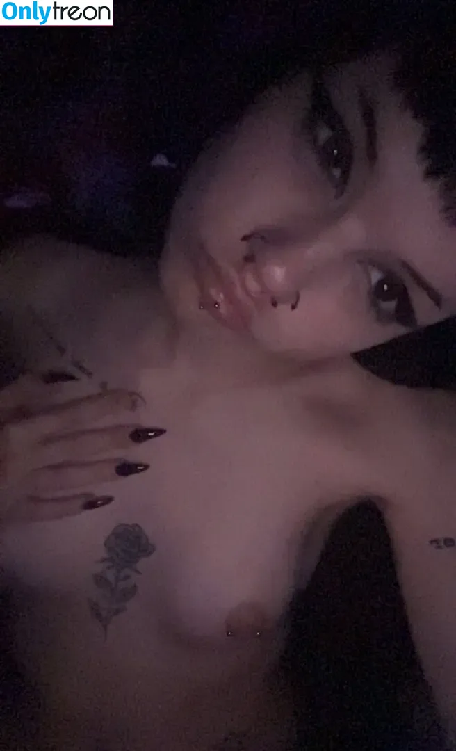 sinfr34k nude photo #0005 (sin.fr34k)
