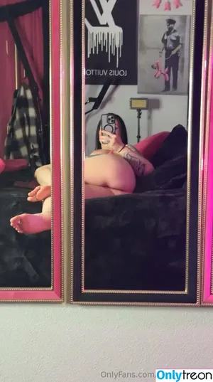  nude photo #0004