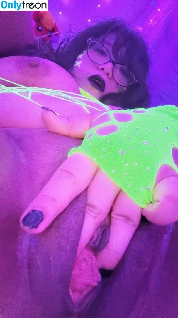 SinnamonSuccubus nude photo #0054 (Sinnamonsucc / cinnamonxgirl)