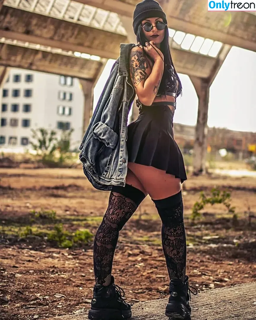 Sinnerella nude photo #0020 (Sinnerella666 / sinderellahot)