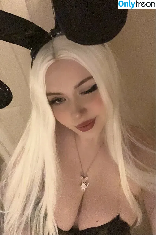 sinnnsro nude photo #0300 (egrlfriend)