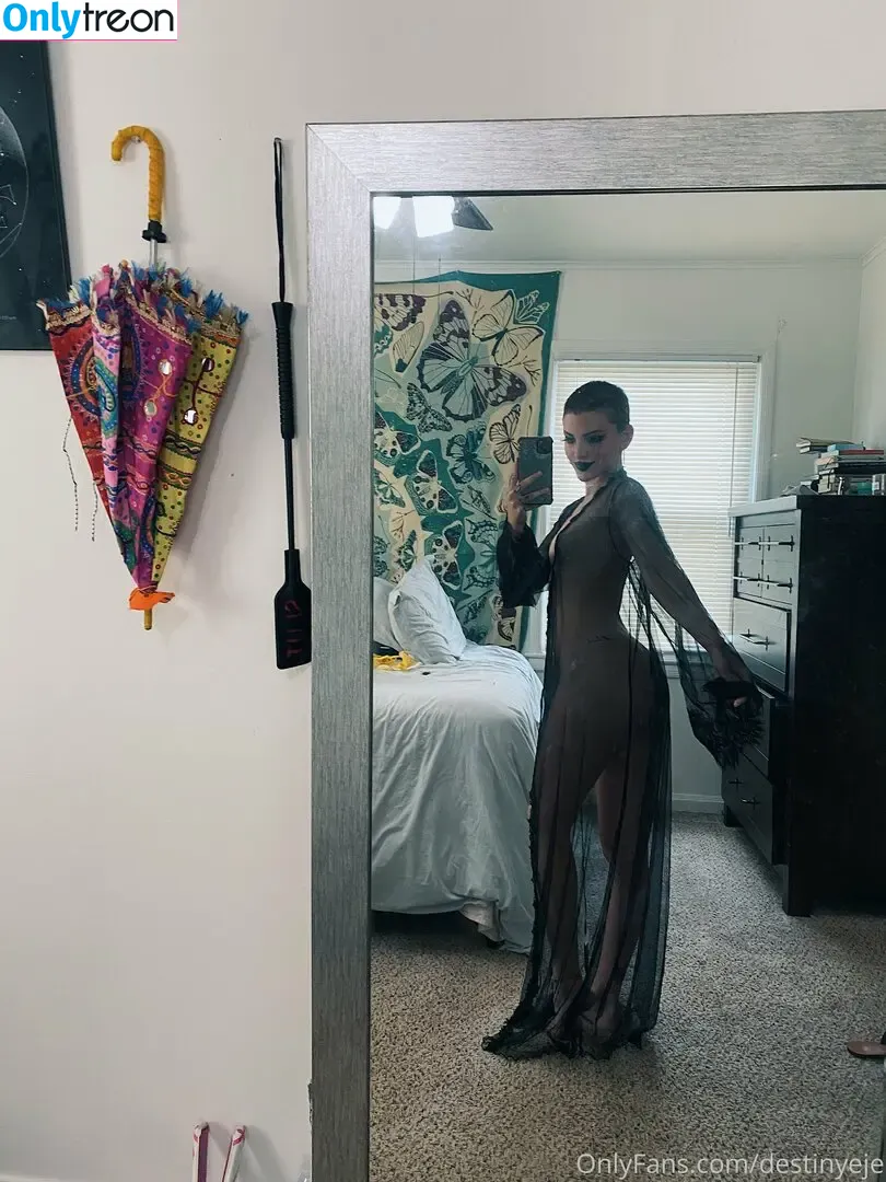 sirenkittyy nude photo #0005 (destinyelkins)