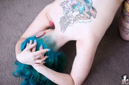 Sirenn Suicide / sirenn.bby / sirennsuicide фото голая #0135