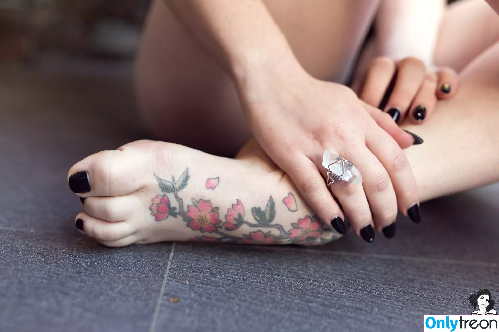 Sirenn Suicide nude photo #0055 (sirenn.bby / sirennsuicide)