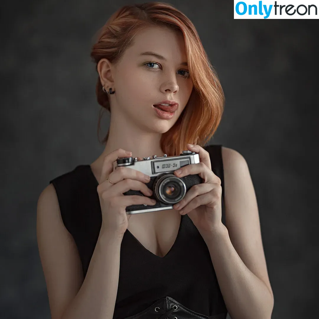 sishka14 nude photo #0019 (sishka)