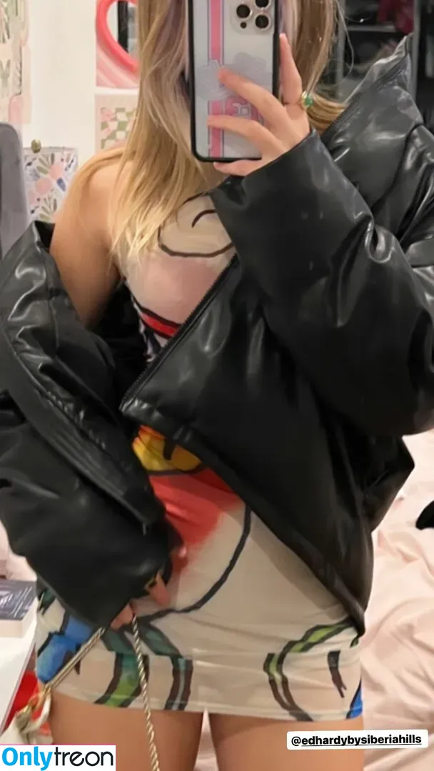 Sissy Sheridan голая photo #0136 (itssissysheridan)