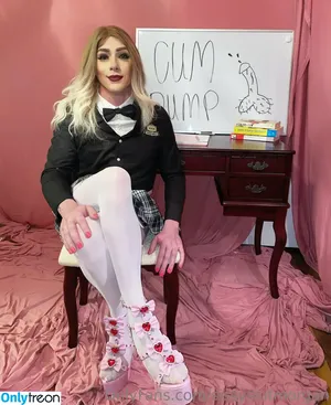 sissyslutmorgan / sissyslutmorgan.qos nude photo #0065
