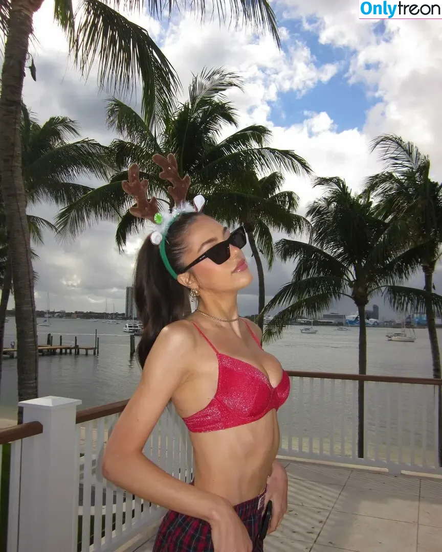 Sistine Rose Stallone nude photo #0004 (sistinestallone)