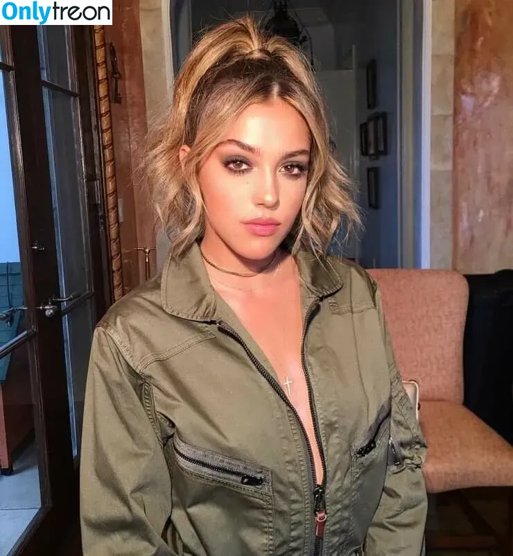 Sistine Stallone nude photo #0027 (sistinestallone)
