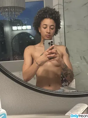 Sixthestar / Sixtyb1 / sixthestarr nude photo #0013