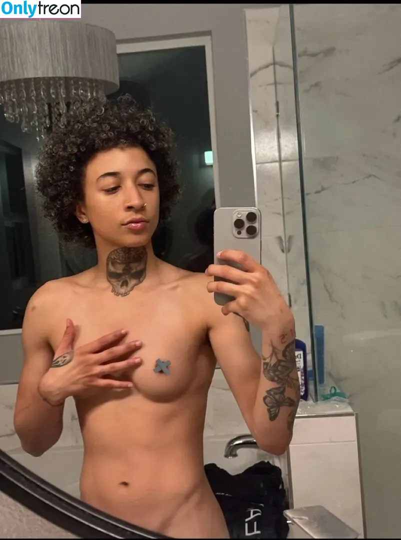 Sixthestar nude photo #0018 (Sixtyb1 / sixthestarr)