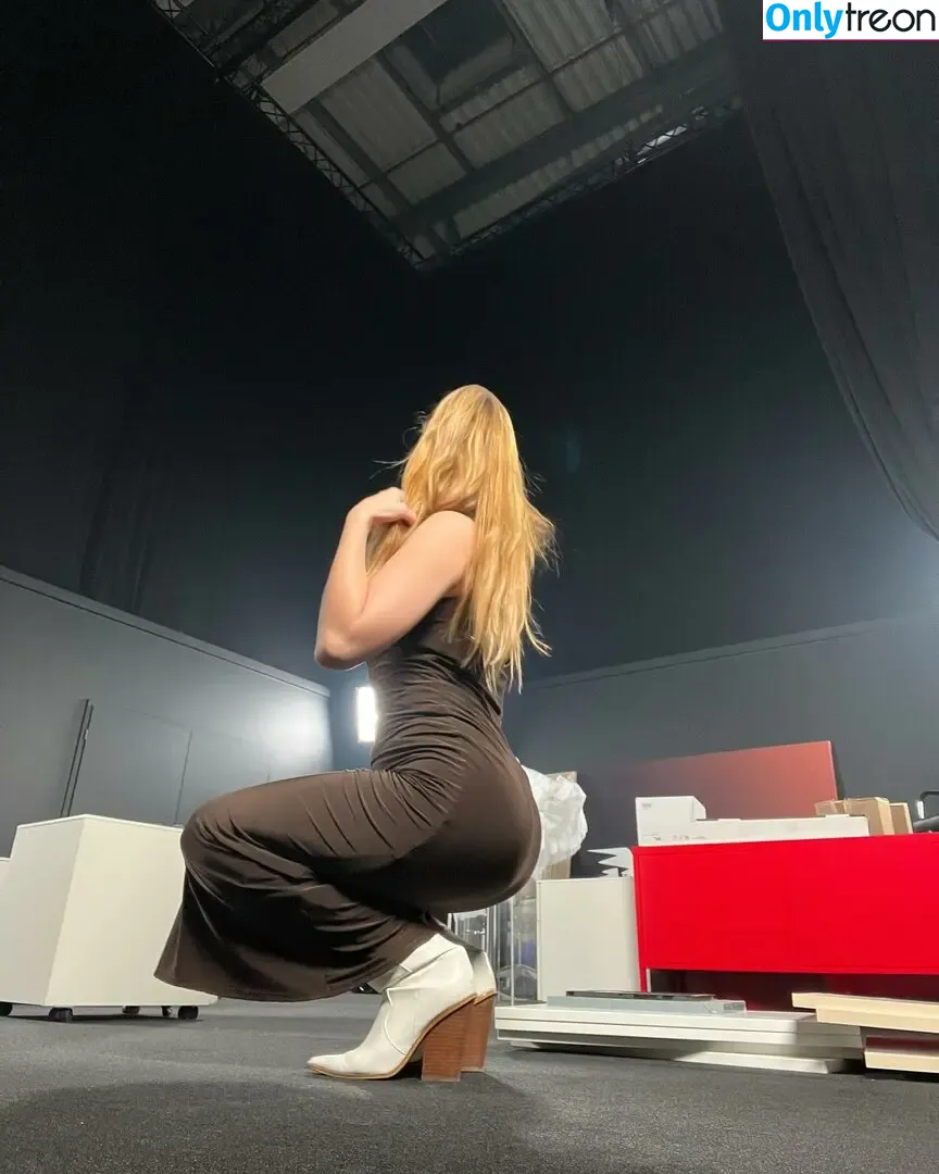 Sjokz nude photo #0868 (Eefje Depoortere / eefjah)