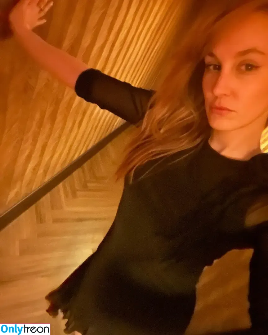 Sjokz nude photo #0893 (Eefje Depoortere / eefjah)