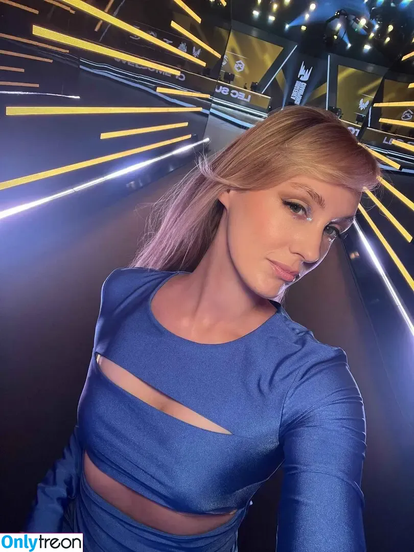 Sjokz nude photo #1128 (Eefje Depoortere / eefjah)