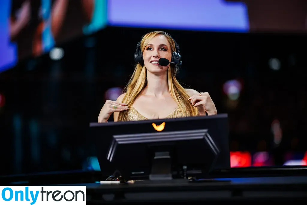 Sjokz nude photo #1185 (Eefje Depoortere / eefjah)