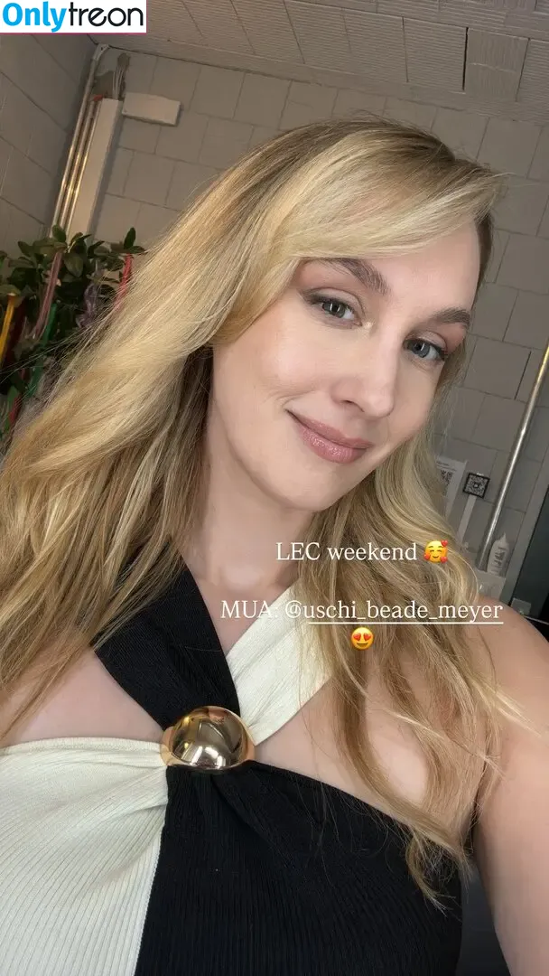 Sjokz nude photo #1597 (Eefje Depoortere / eefjah)