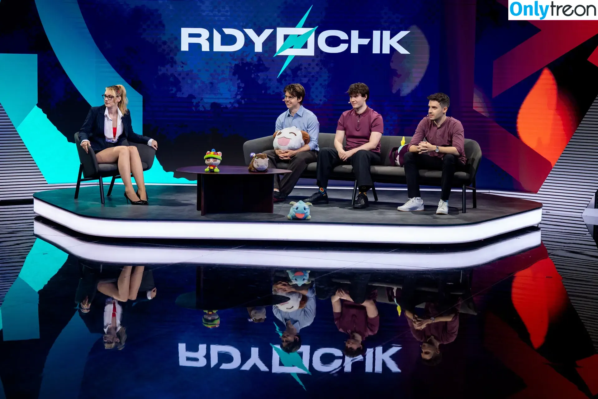 Sjokz nude photo #1619 (Eefje Depoortere / eefjah)