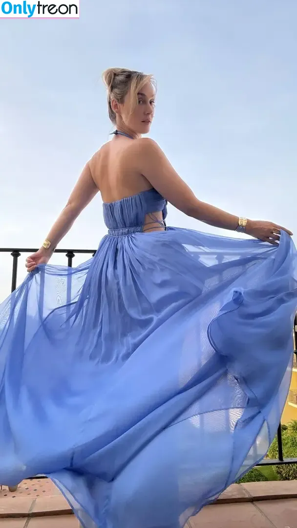 Sjokz nude photo #1623 (Eefje Depoortere / eefjah)