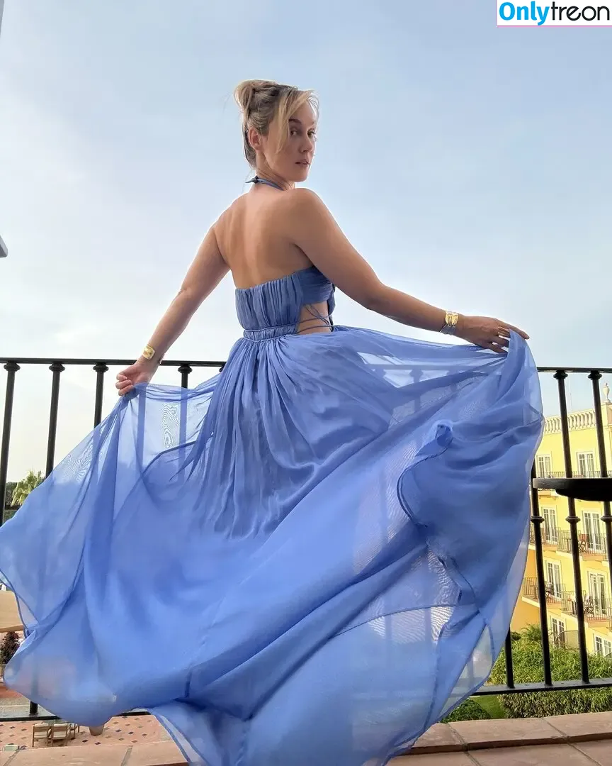 Sjokz голая photo #1627 (Eefje Depoortere / eefjah)