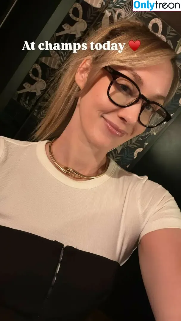 Sjokz nude photo #1644 (Eefje Depoortere / eefjah)