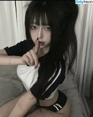  nude photo #0003