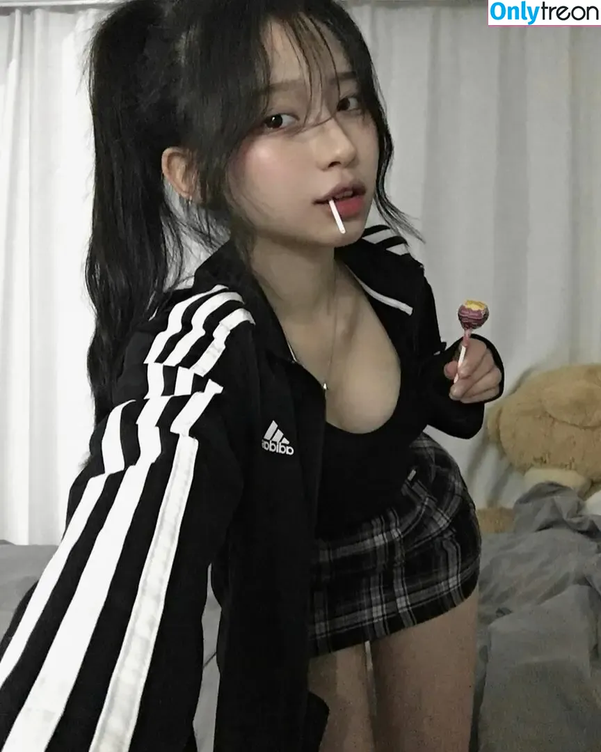 sjxltlx_ nude photo #0106 (sjxltlx_)