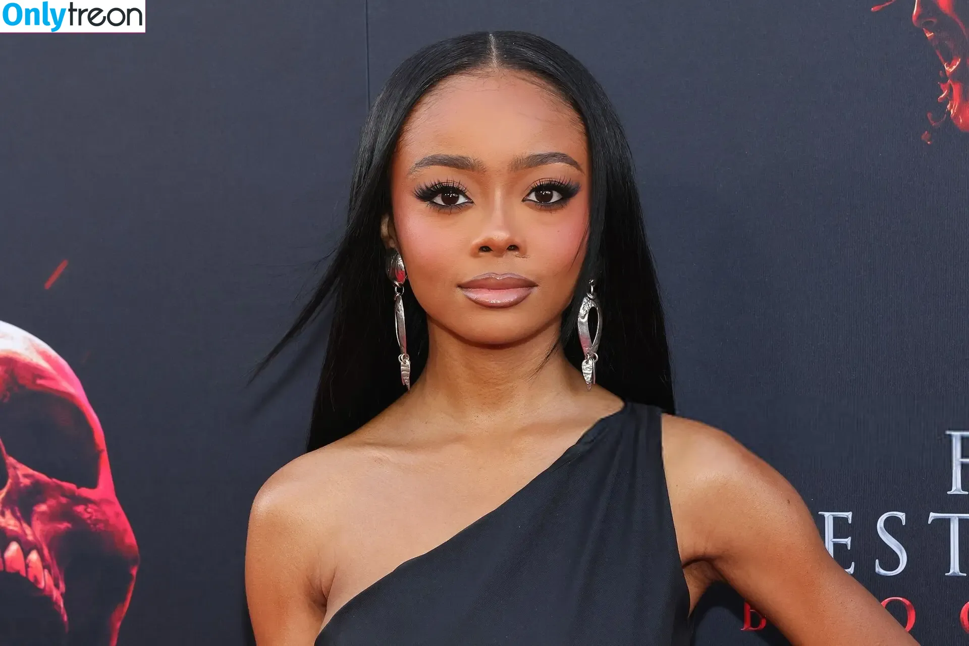 Skai Jackson голая photo #0178 (skaijackson)