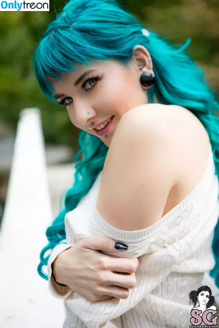 skellaborealis голая photo #0118 (skellaborealis)