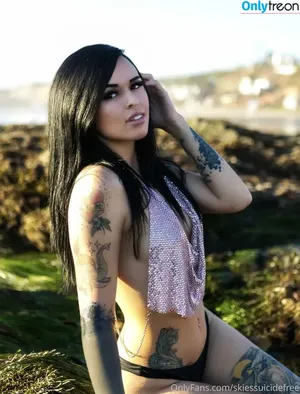  nude photo #0002