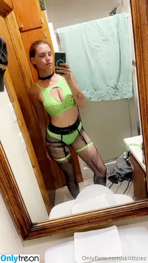 skitttziez / mzskittlez nude photo #0108