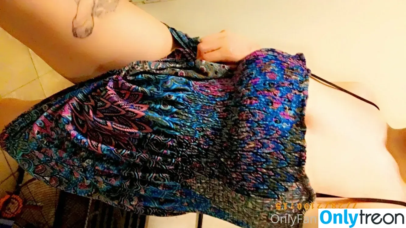 skitttziez nude photo #0029 (mzskittlez)