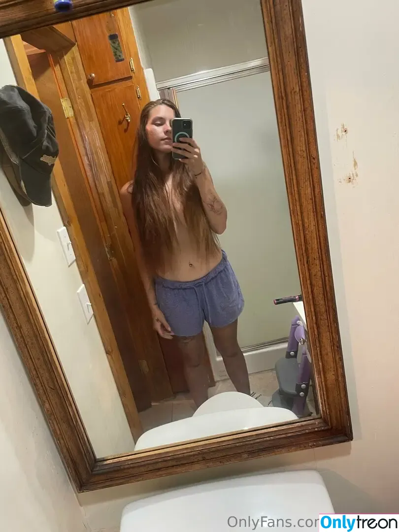skitttziez nude photo #0101 (mzskittlez)