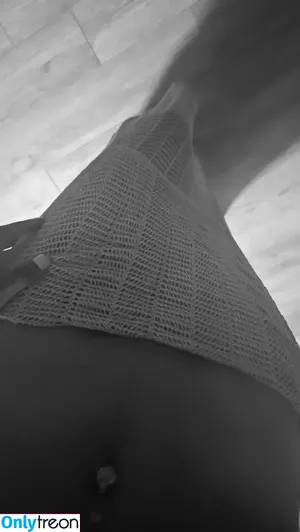 Skulltapz / skullz_rapper nude photo #0011