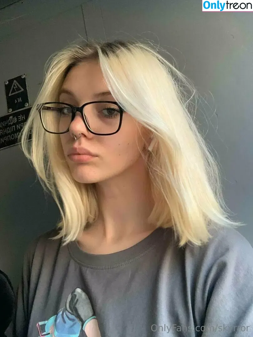 Skybon голая photo #0017 (Angelina / Reborngia / Skyrror / Sweetreborn / andreaschibono)
