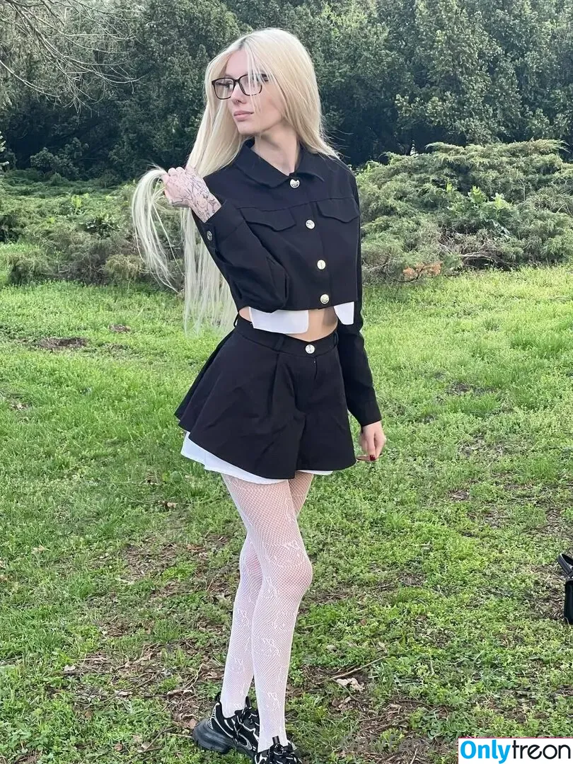 Skybon голая photo #0031 (Angelina / Reborngia / Skyrror / Sweetreborn / andreaschibono)