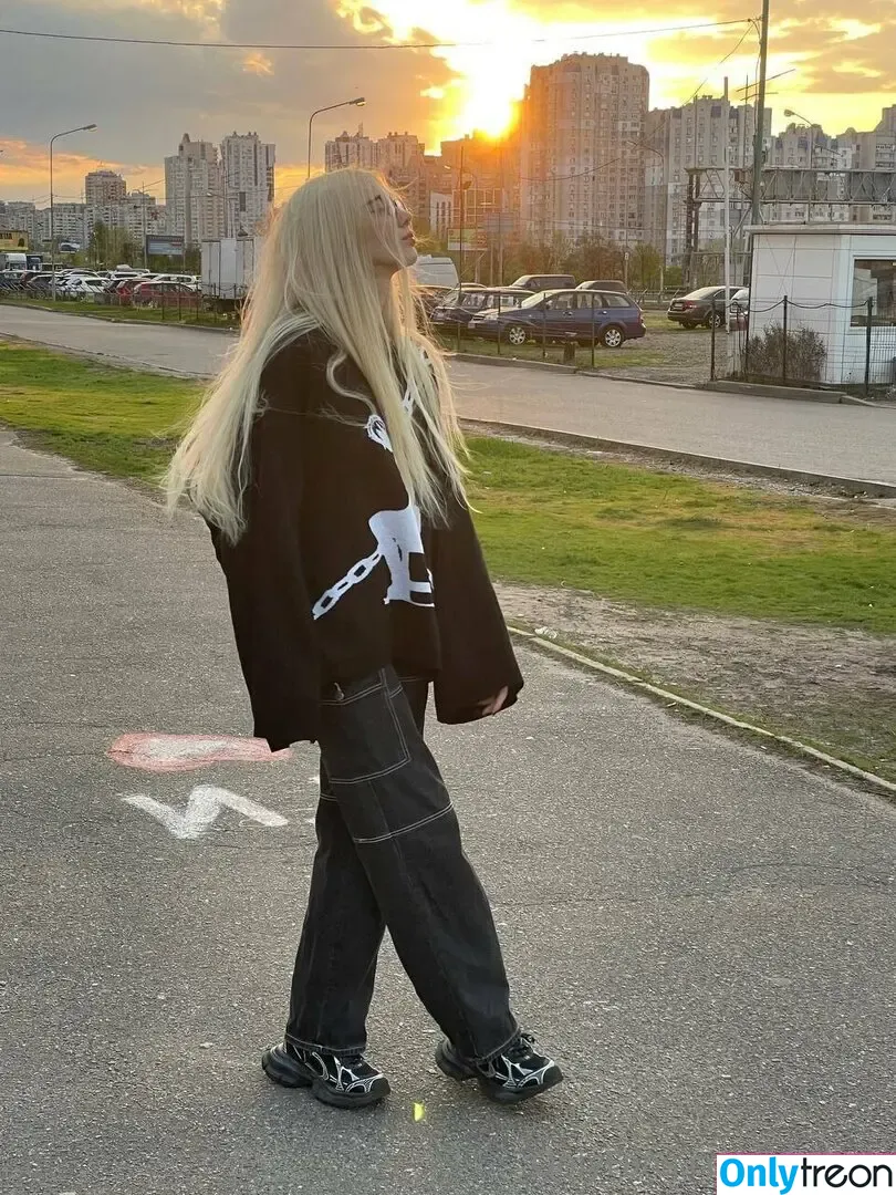 Skybon голая photo #0032 (Angelina / Reborngia / Skyrror / Sweetreborn / andreaschibono)