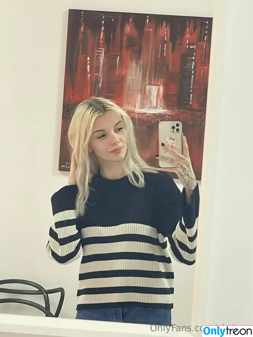 Skybon голая photo #0040 (Angelina / Reborngia / Skyrror / Sweetreborn / andreaschibono)