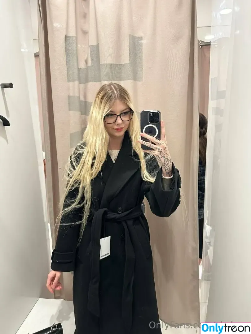 Skybon голая photo #0049 (Angelina / Reborngia / Skyrror / Sweetreborn / andreaschibono)